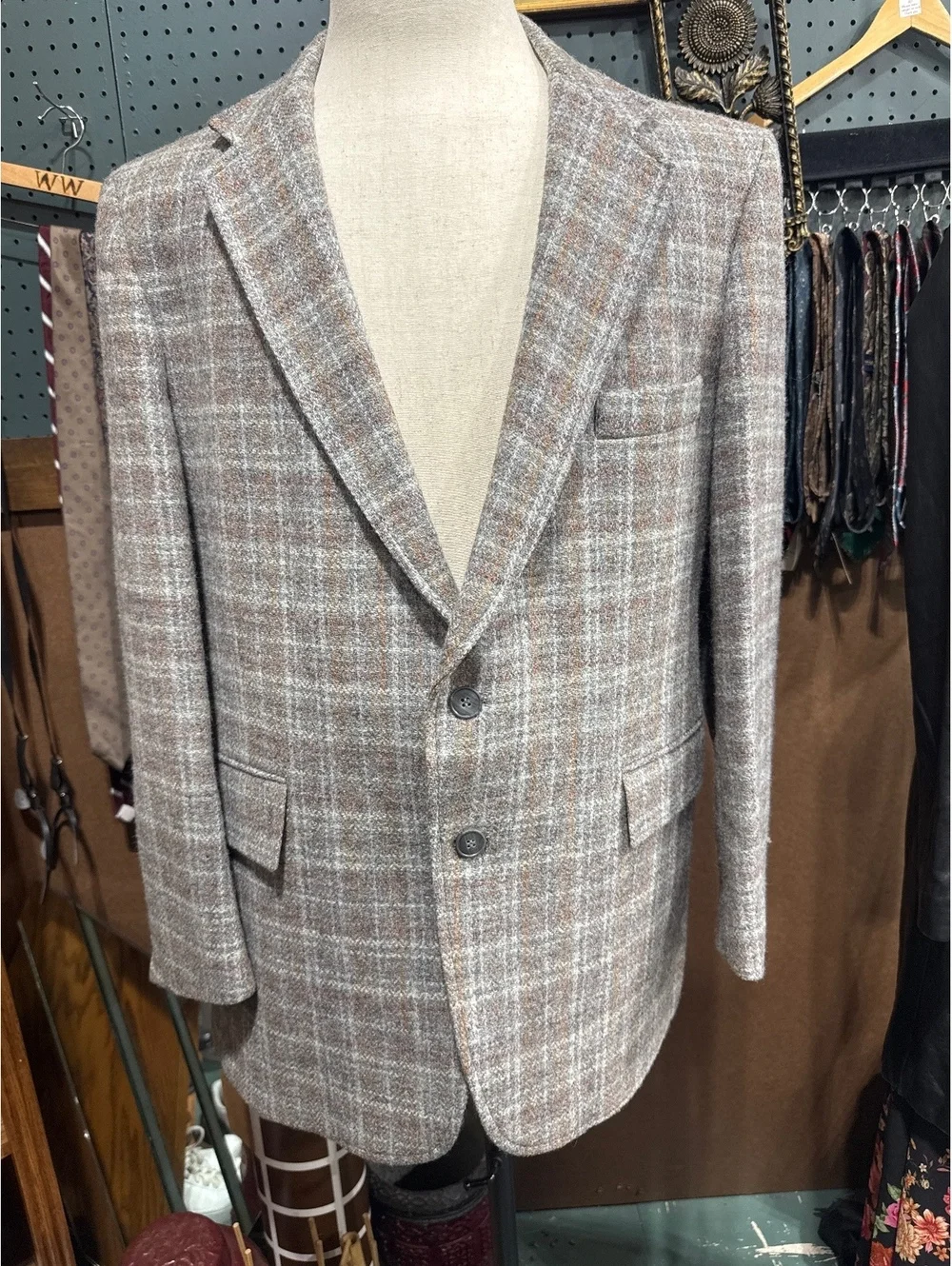 Vintage Tailored Classics Men's 100% Wool Blazer Jacket by Levi Strauss & Co.